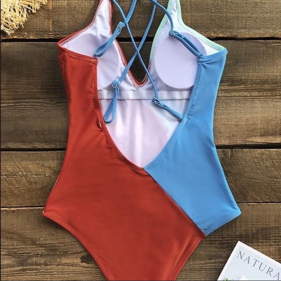 CUPSHE Color Block V-Neck One Piece Swimsuit M - Picture 3 of 6